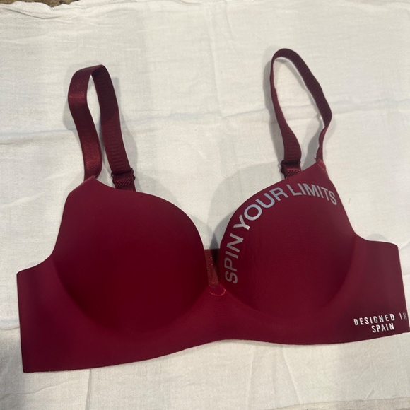 Bra - Picture 14 of 16